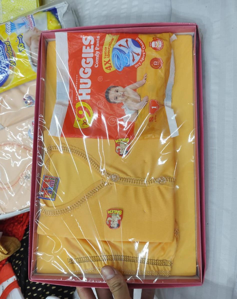 Laxmi baby Gift set